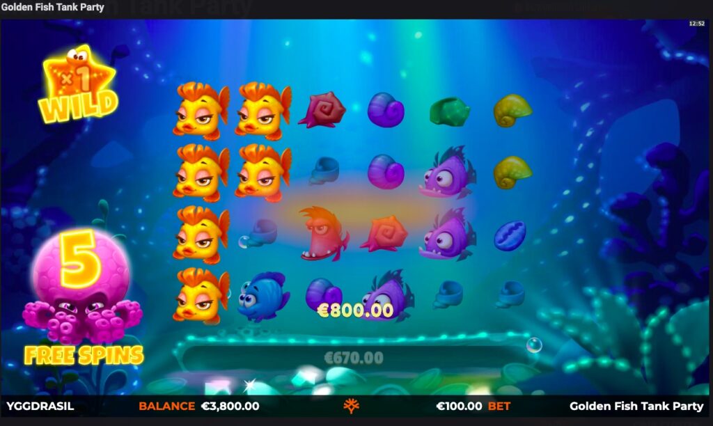 Golden Fish Tank Party gameplay